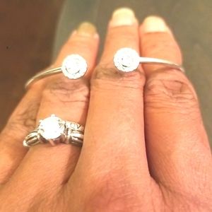 Silver bracelet small and adjustable.